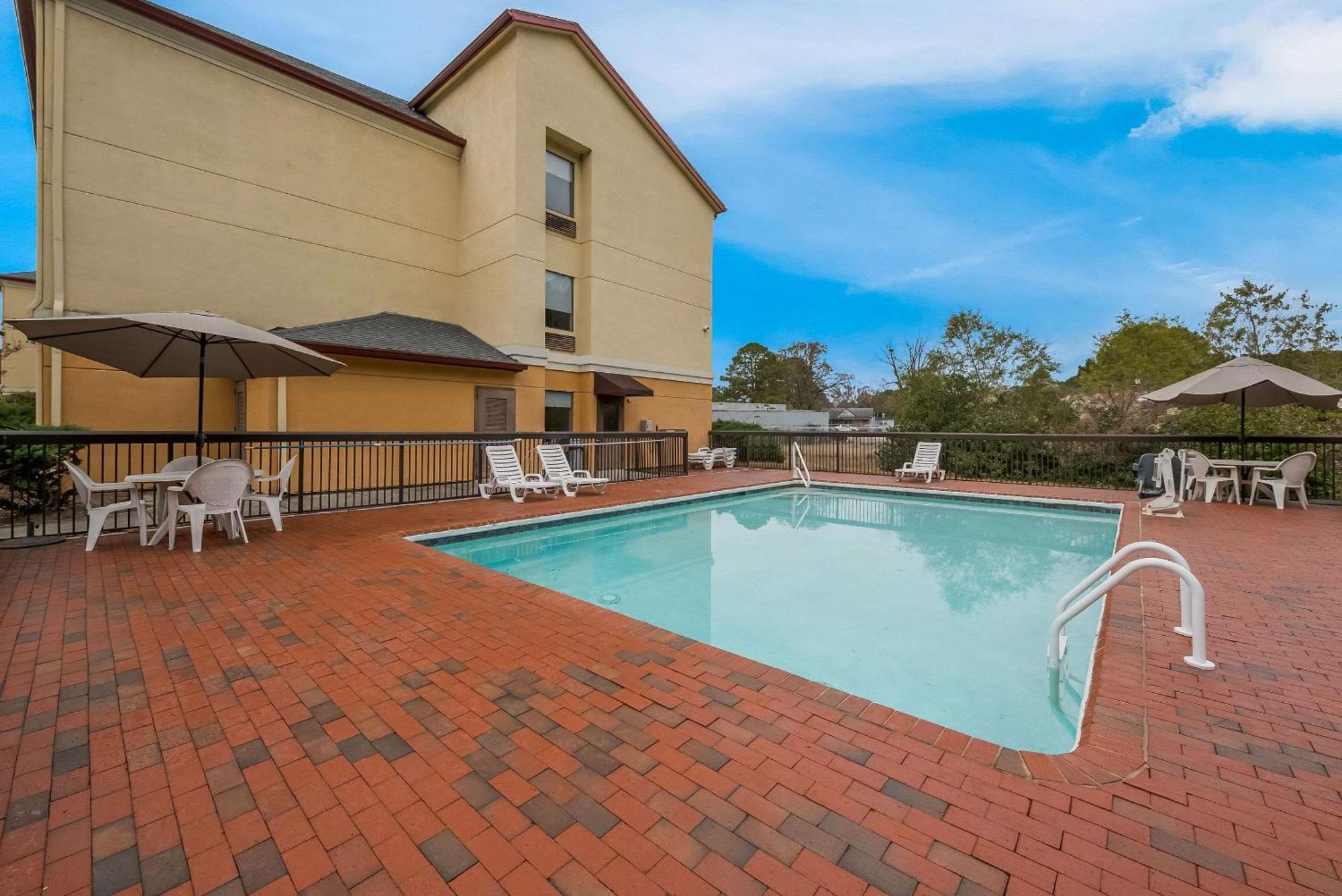 Comfort Inn Fayetteville I-95 Exteriér fotografie