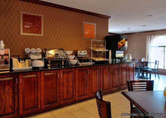 Comfort Inn Fayetteville I-95 Exteriér fotografie