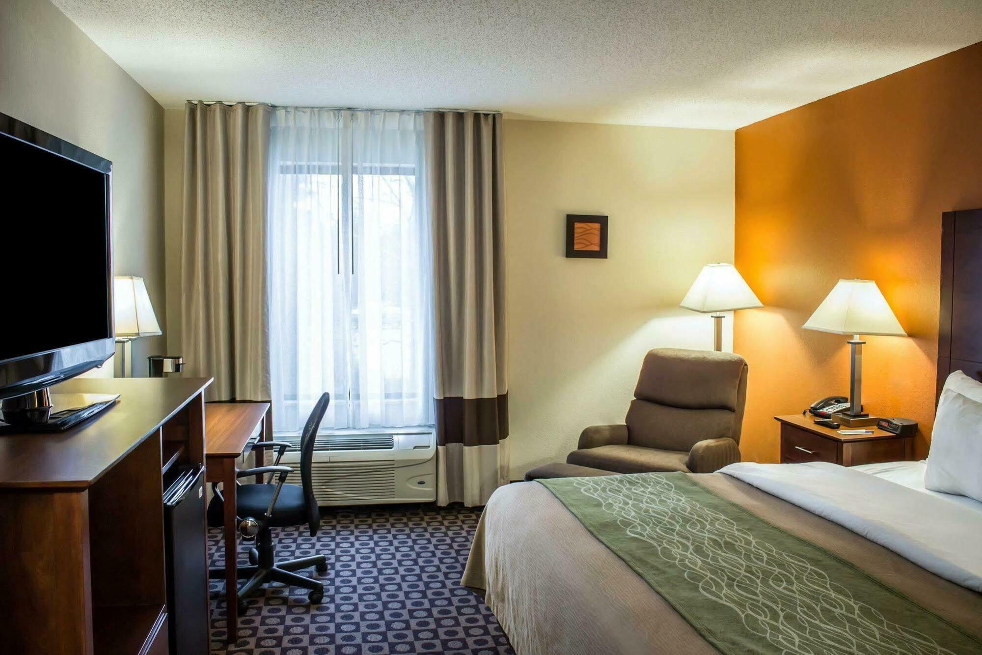Comfort Inn Fayetteville I-95 Exteriér fotografie